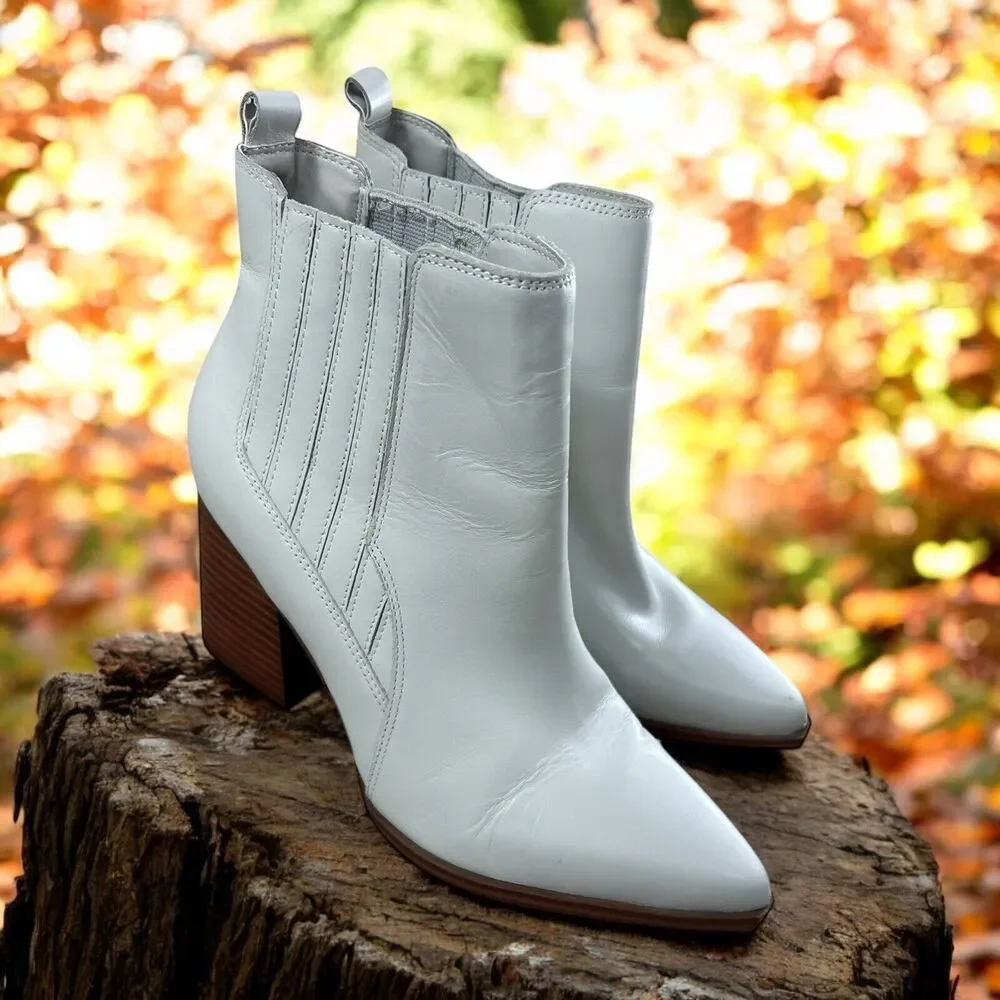 Marc Fisher Women's Matter Block Heel Booties Sz 7.5 M White Leather Pointy Toe - Picture 1 of 10